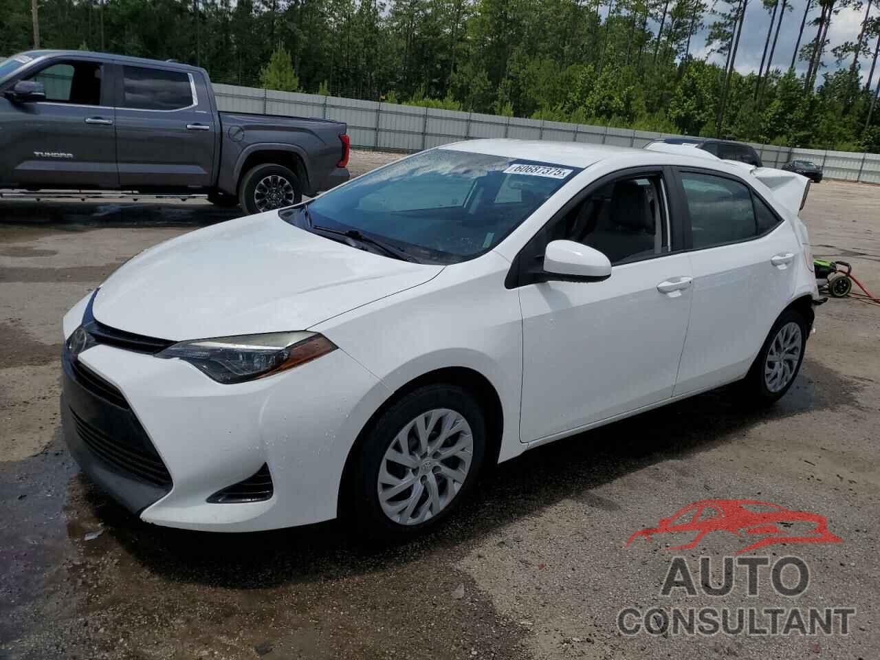 TOYOTA COROLLA 2018 - 2T1BURHE5JC032497