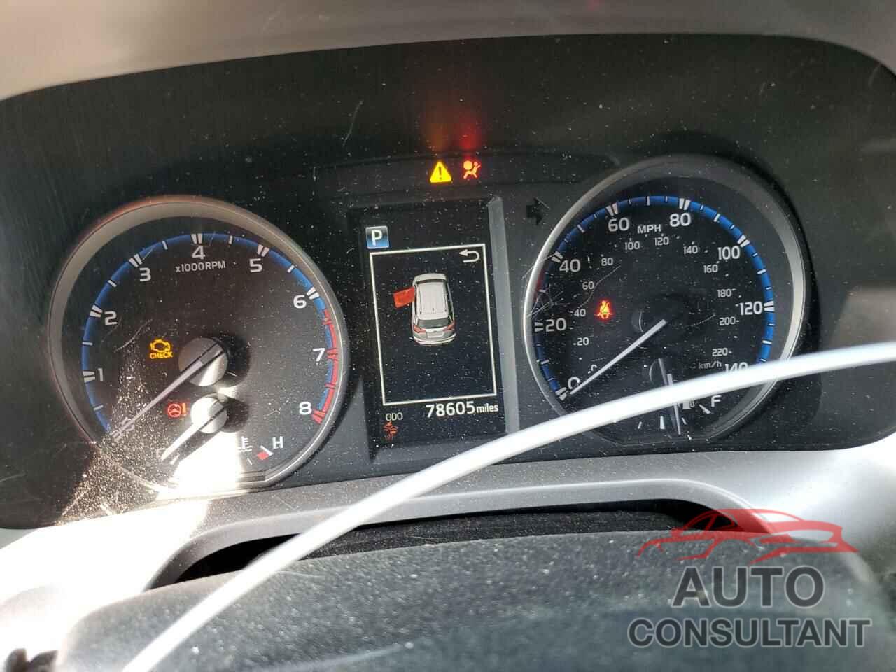 TOYOTA RAV4 2017 - JTMRFREV8HJ129074