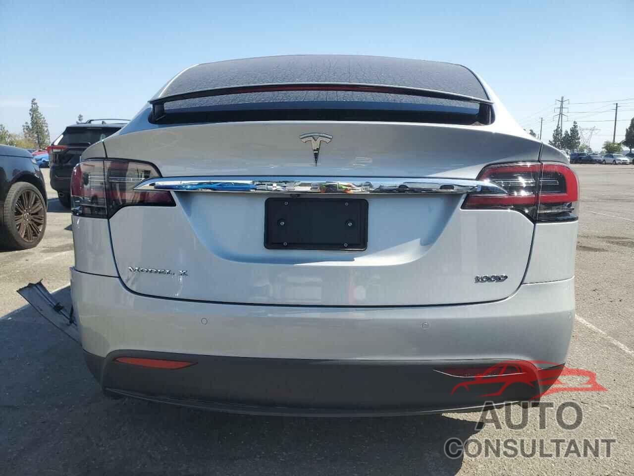 TESLA MODEL X 2018 - 5YJXCAE20JF089058