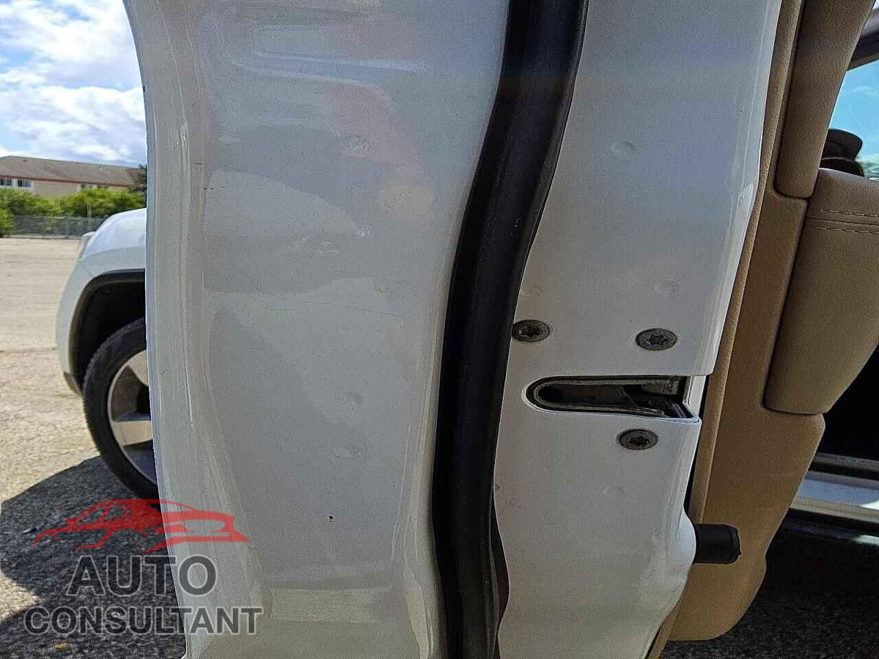 JEEP CHEROKEE 2014 - 1C4RJEBG8EC276542