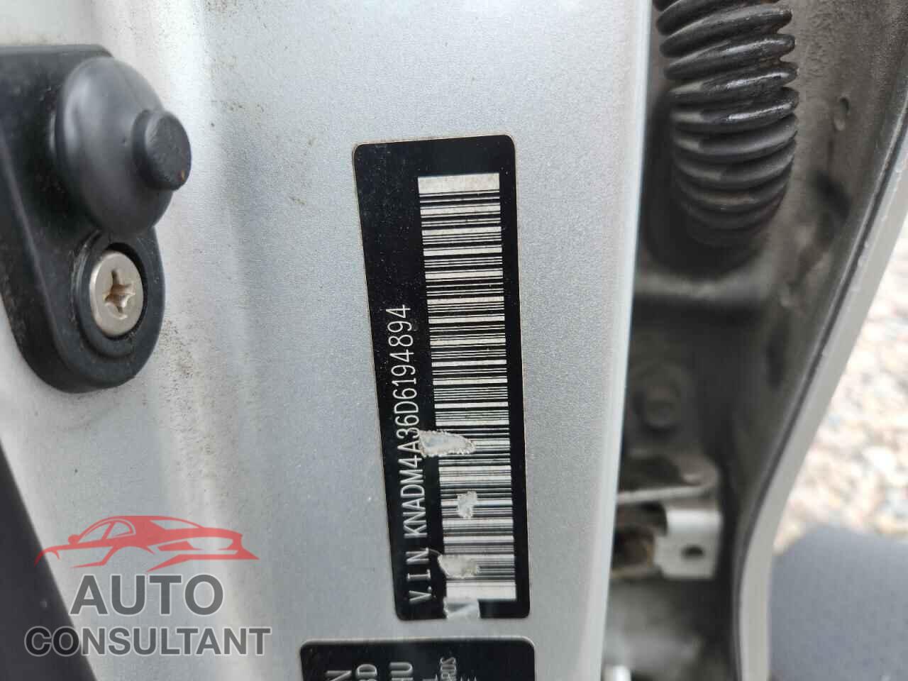 KIA RIO 2013 - KNADM4A36D6194894