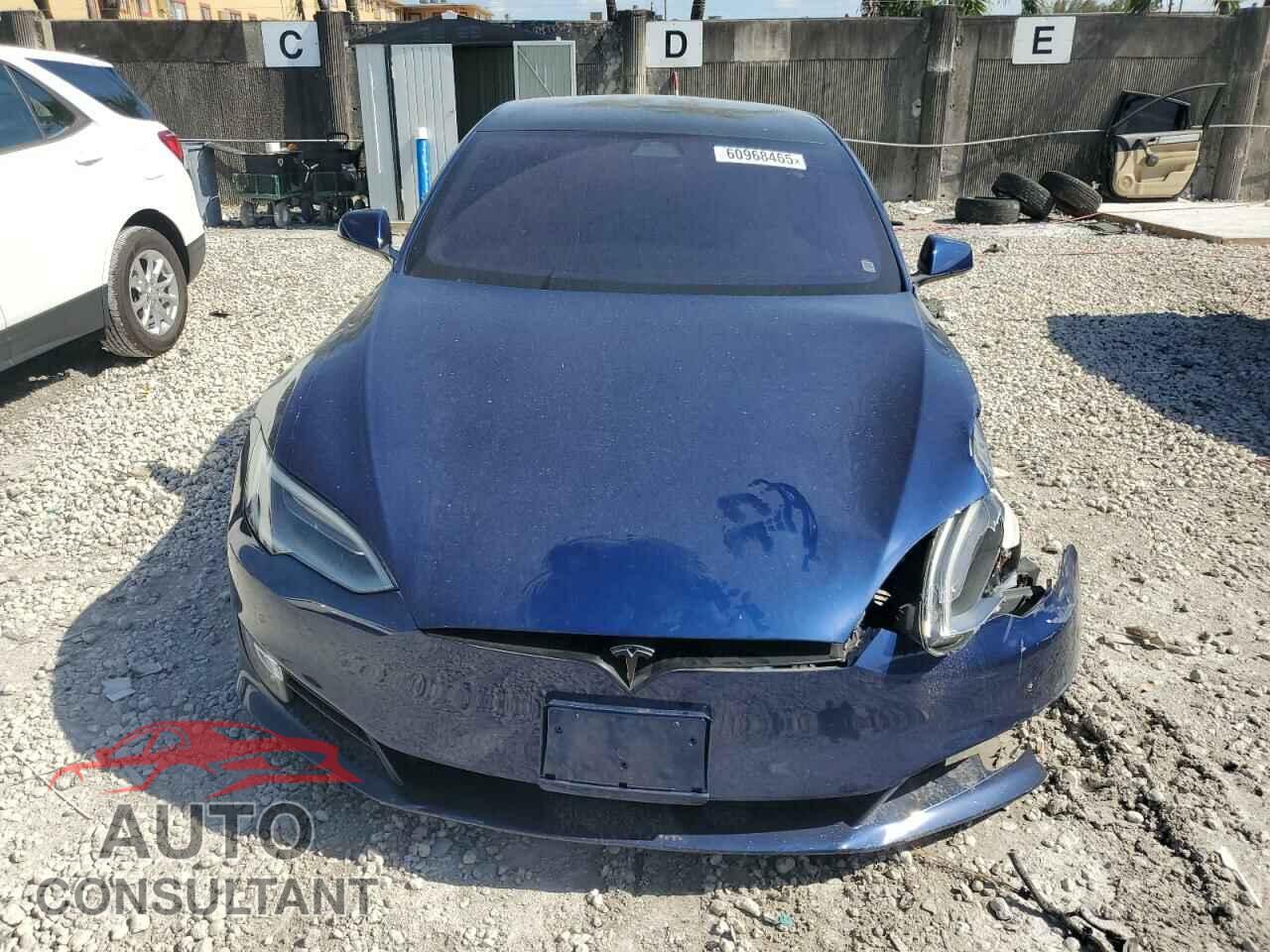 TESLA MODEL S 2017 - 5YJSA1E18HF231187