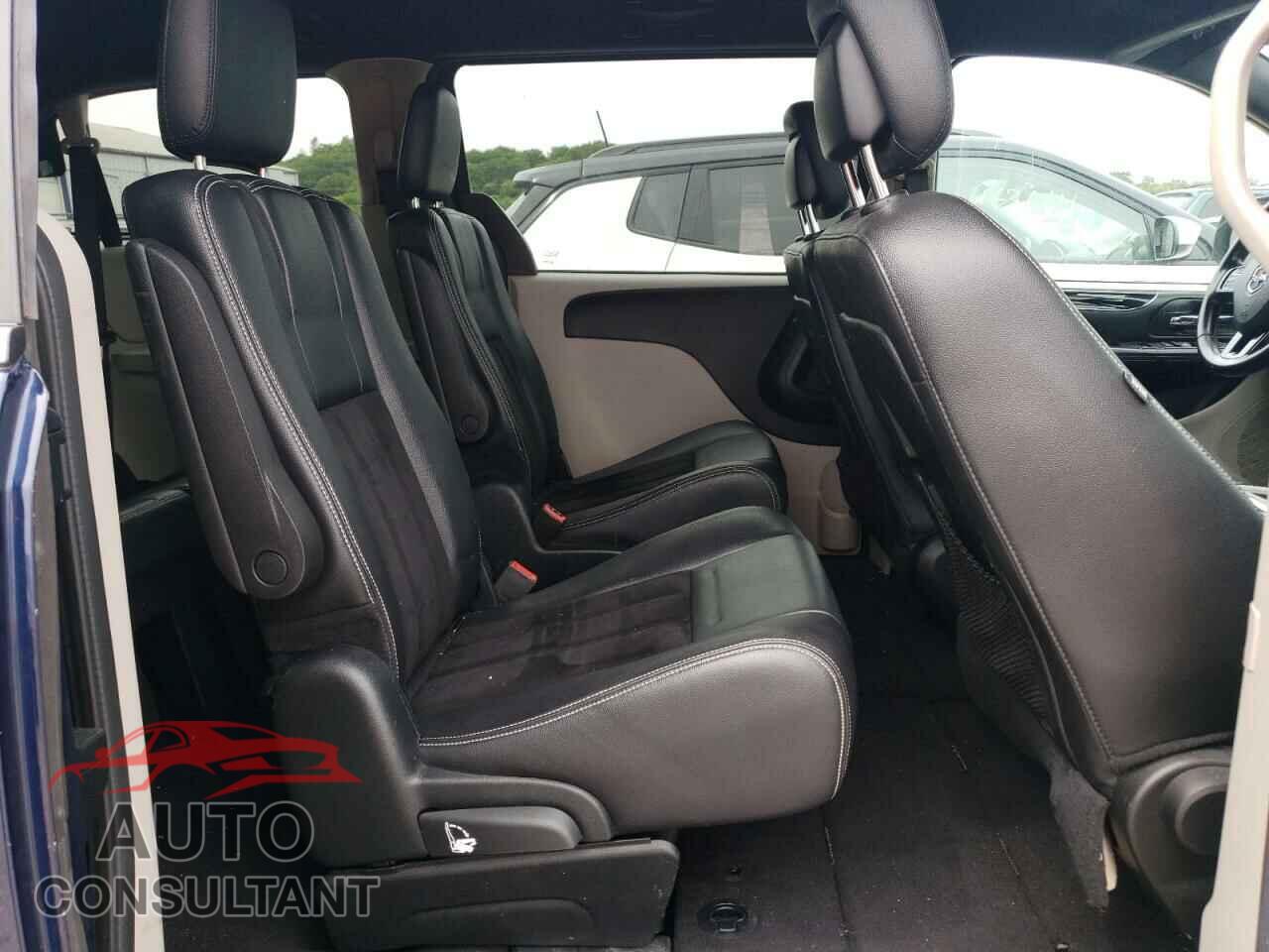 DODGE CARAVAN 2017 - 2C4RDGCG2HR750000