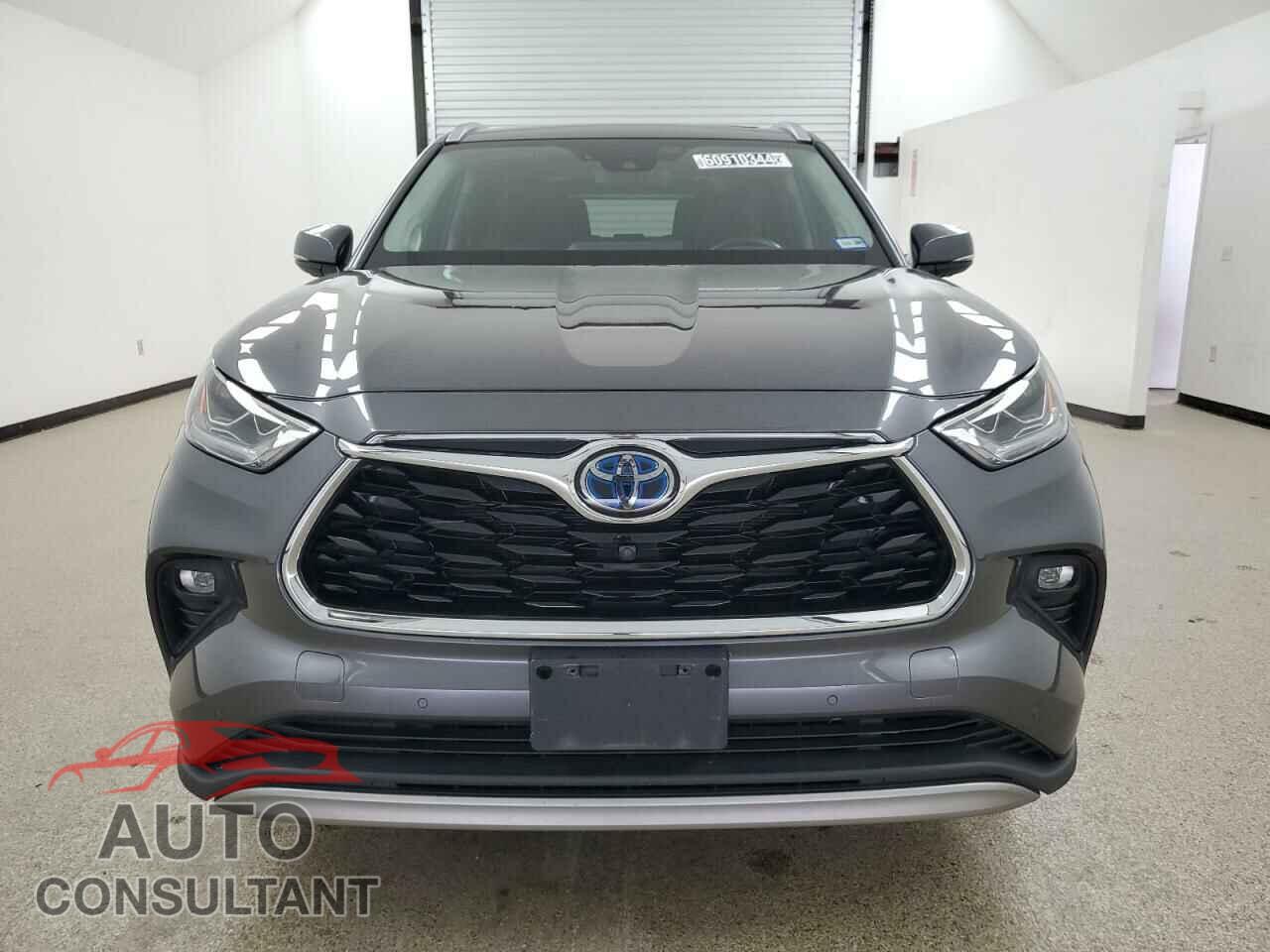 TOYOTA HIGHLANDER 2021 - 5TDEBRCH8MS062948
