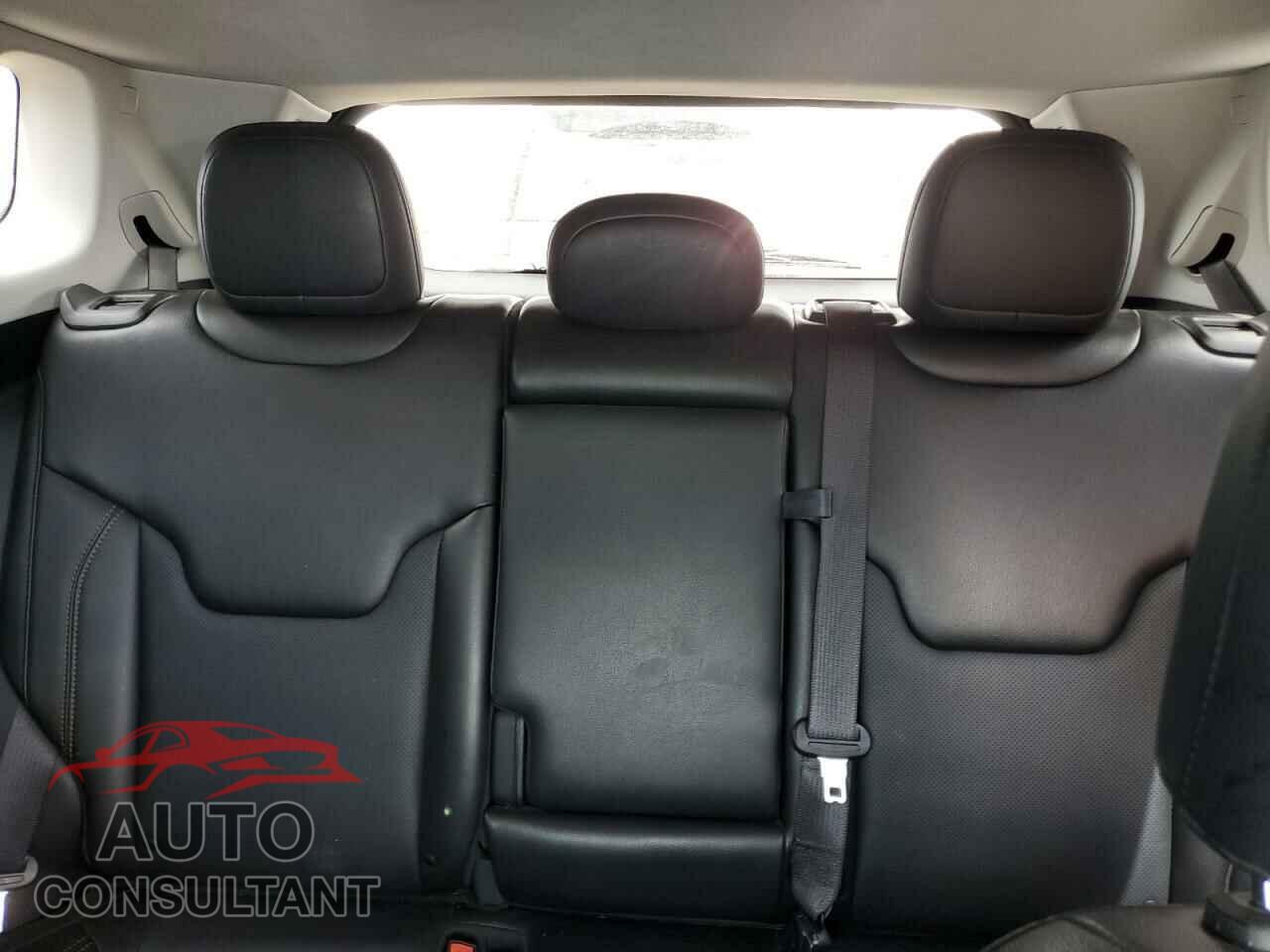 JEEP COMPASS 2021 - 3C4NJDCB8MT596118