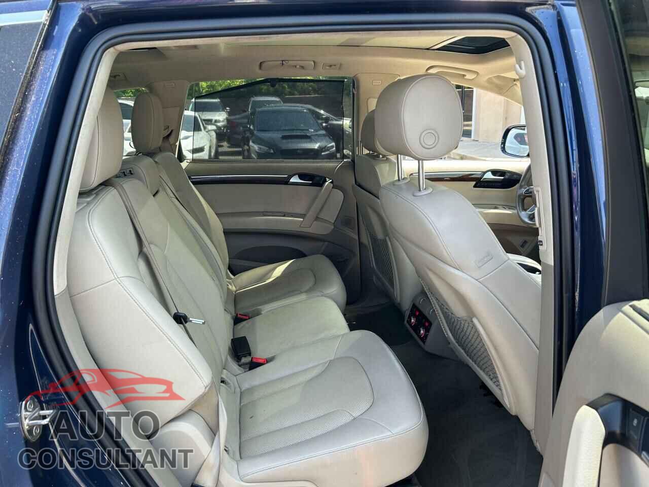 AUDI Q7 2012 - WA1DGAFE6CD008357
