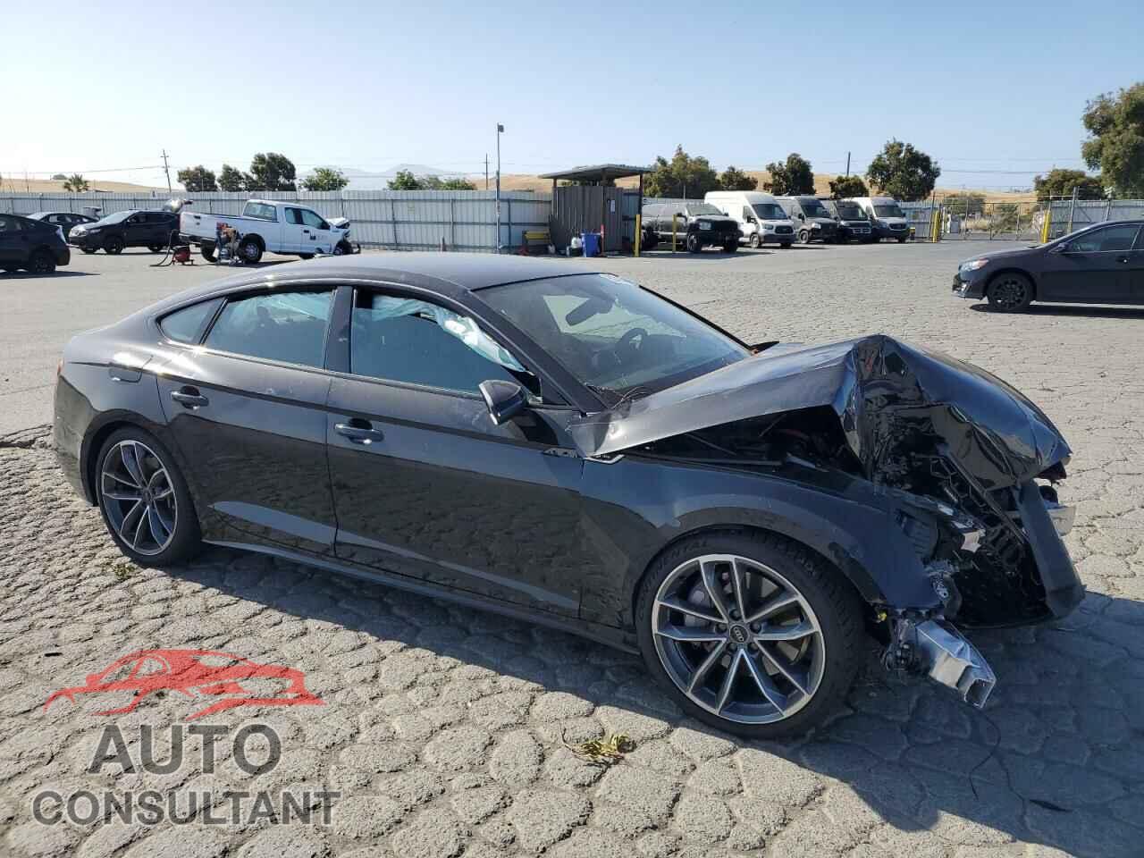 AUDI A5 2024 - WAUDACF58RA084690