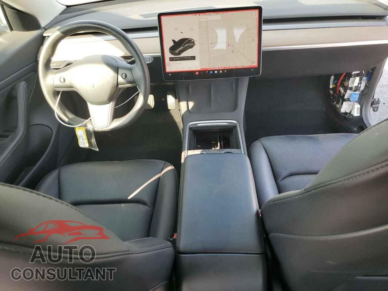 TESLA MODEL 3 2021 - 5YJ3E1EA2MF939261
