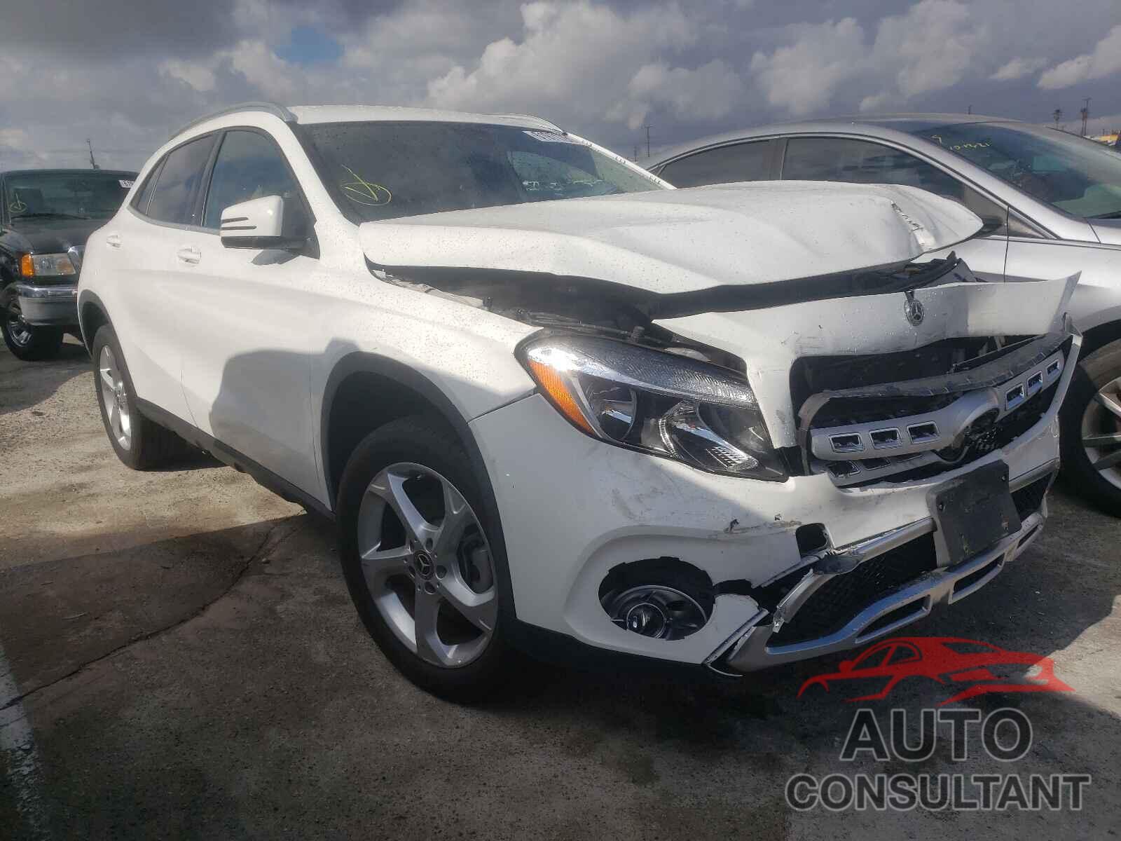 MERCEDES-BENZ GLA-CLASS 2019 - WDCTG4EB8KU006547