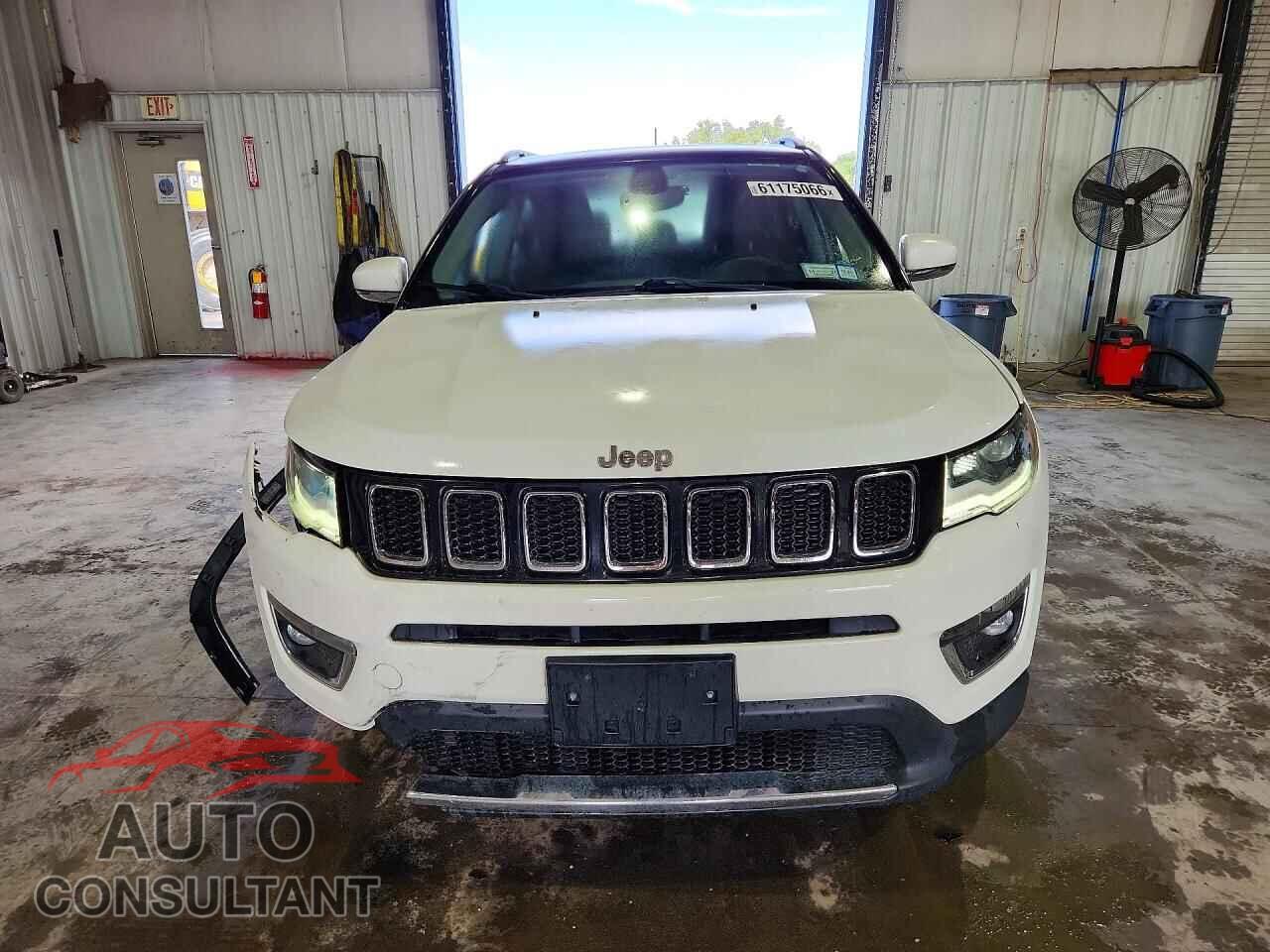 JEEP COMPASS 2019 - 3C4NJDCB6KT813114