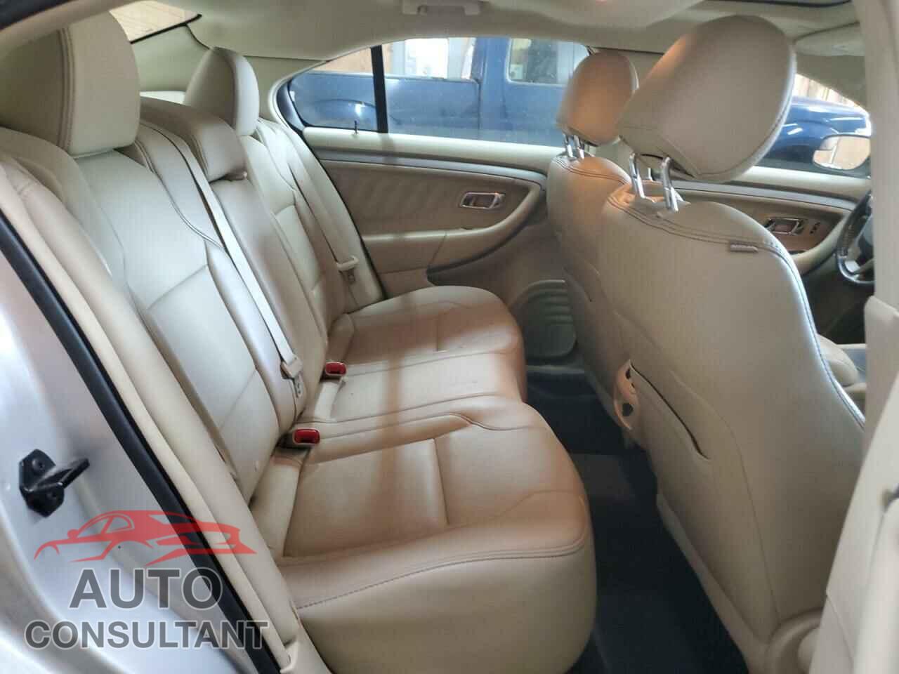 FORD TAURUS 2013 - 1FAHP2E84DG179901