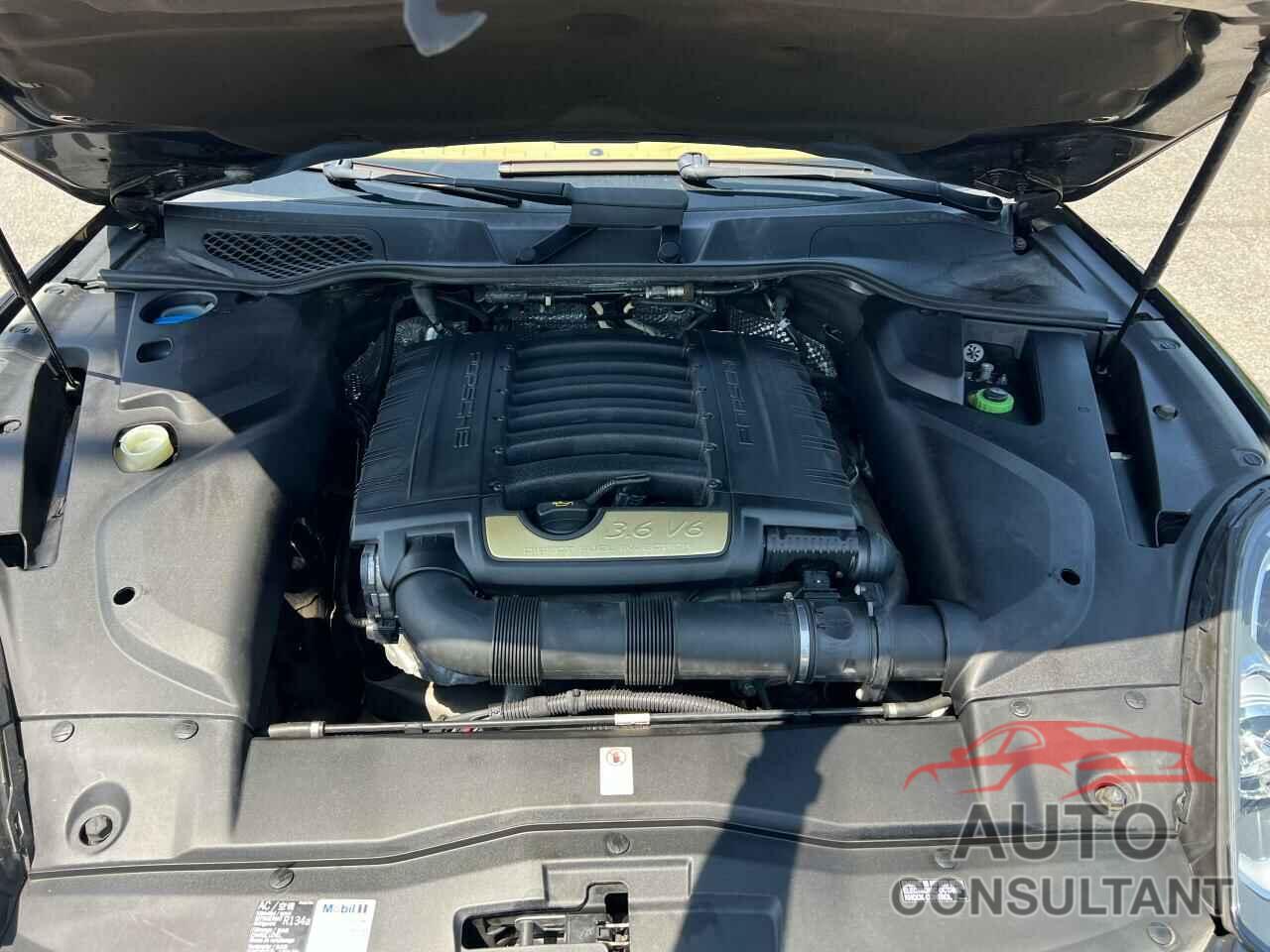 PORSCHE CAYENNE 2016 - WP1AA2A22GKA36878