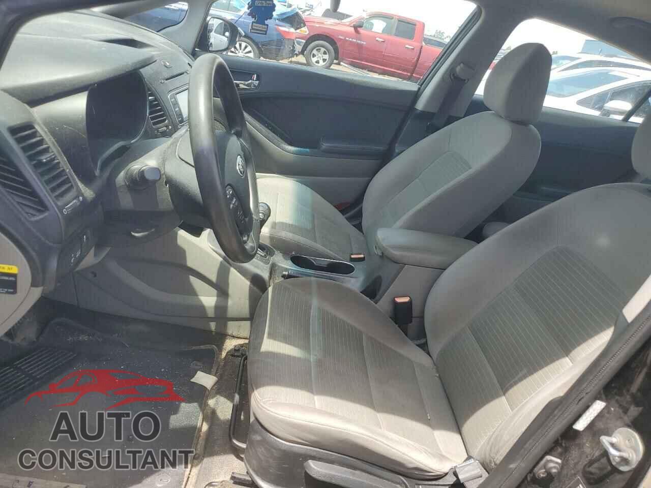 KIA FORTE 2016 - KNAFX4A65G5455713