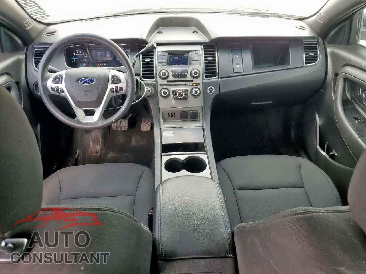 FORD TAURUS 2018 - 1FAHP2MK3JG104714