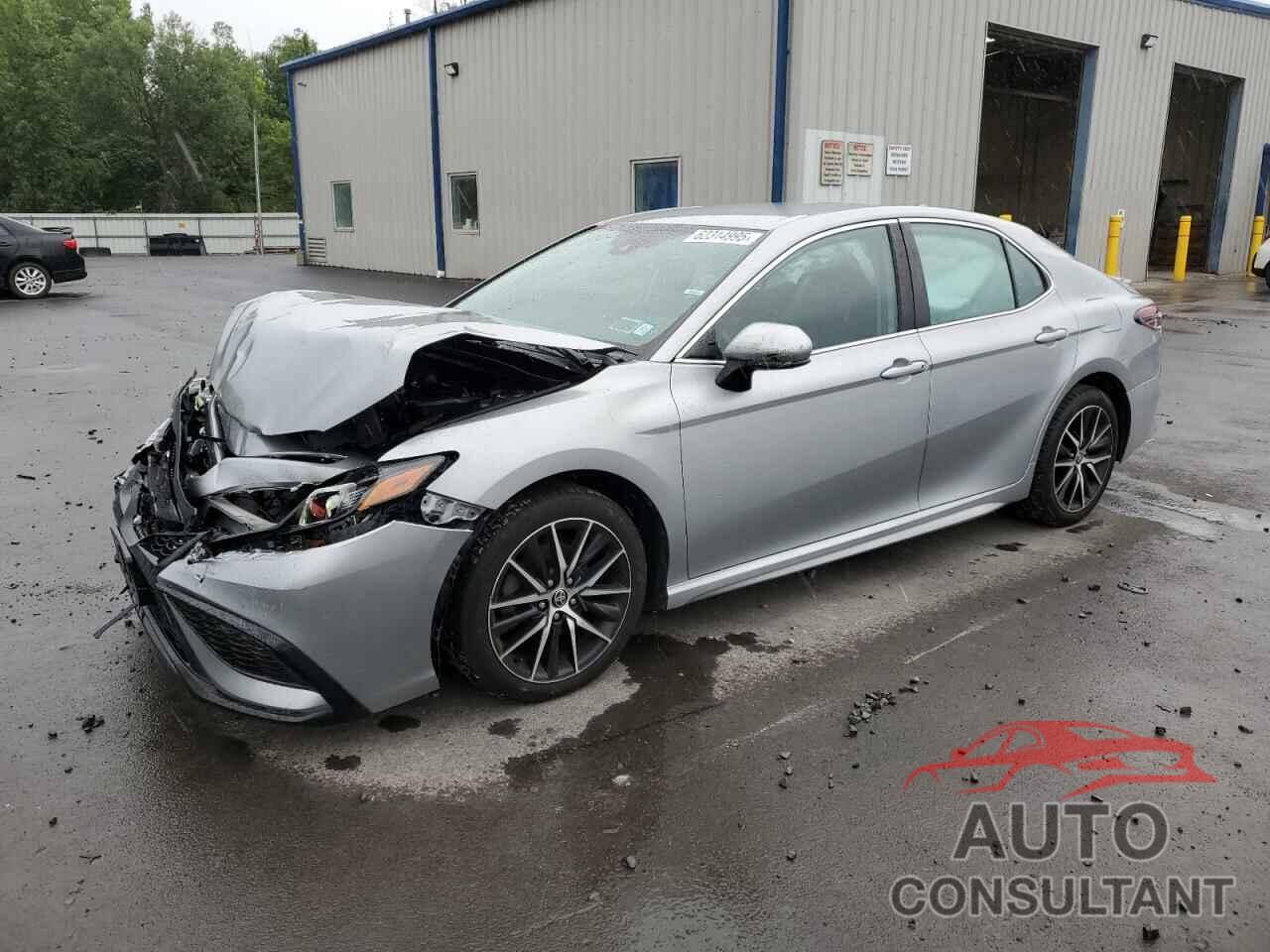 TOYOTA CAMRY 2021 - 4T1G11AK2MU425604