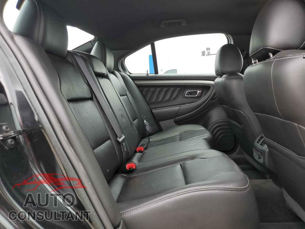 FORD TAURUS 2015 - 1FAHP2E84FG202354