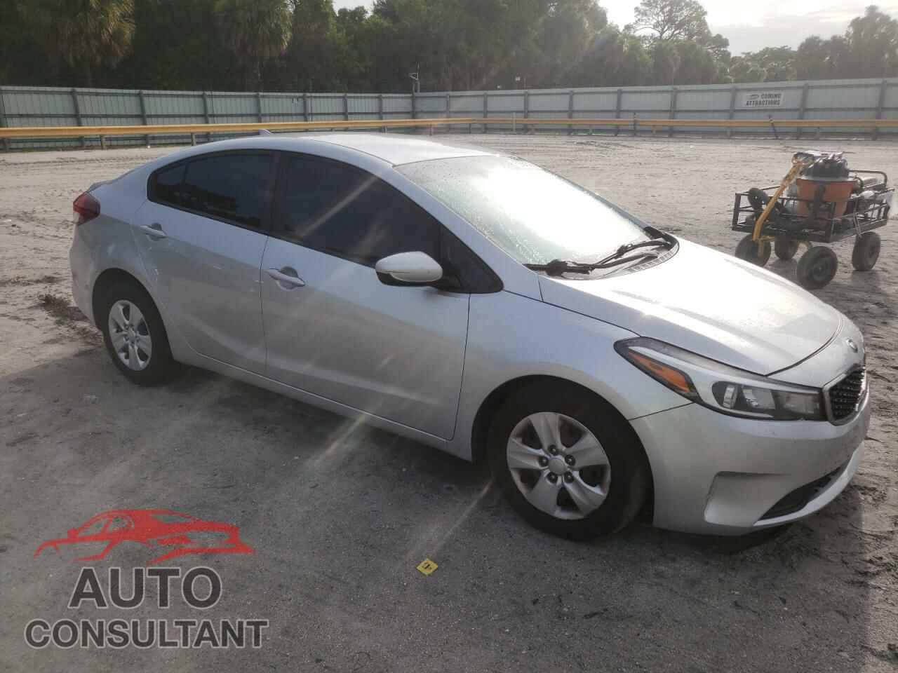 KIA FORTE 2017 - 3KPFK4A78HE016232