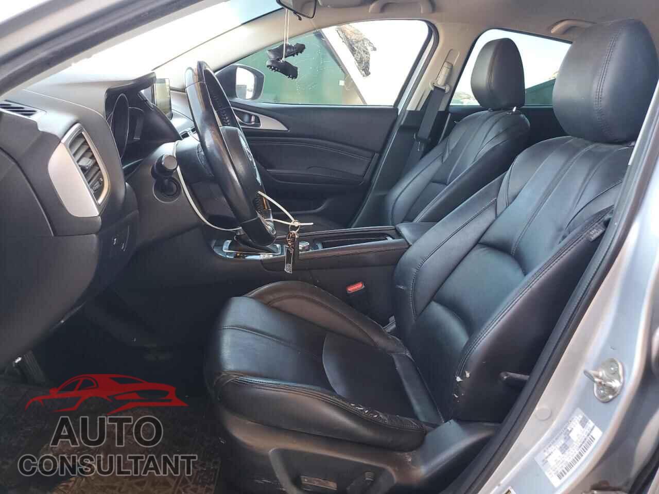 MAZDA 3 2017 - 3MZBN1V70HM115290