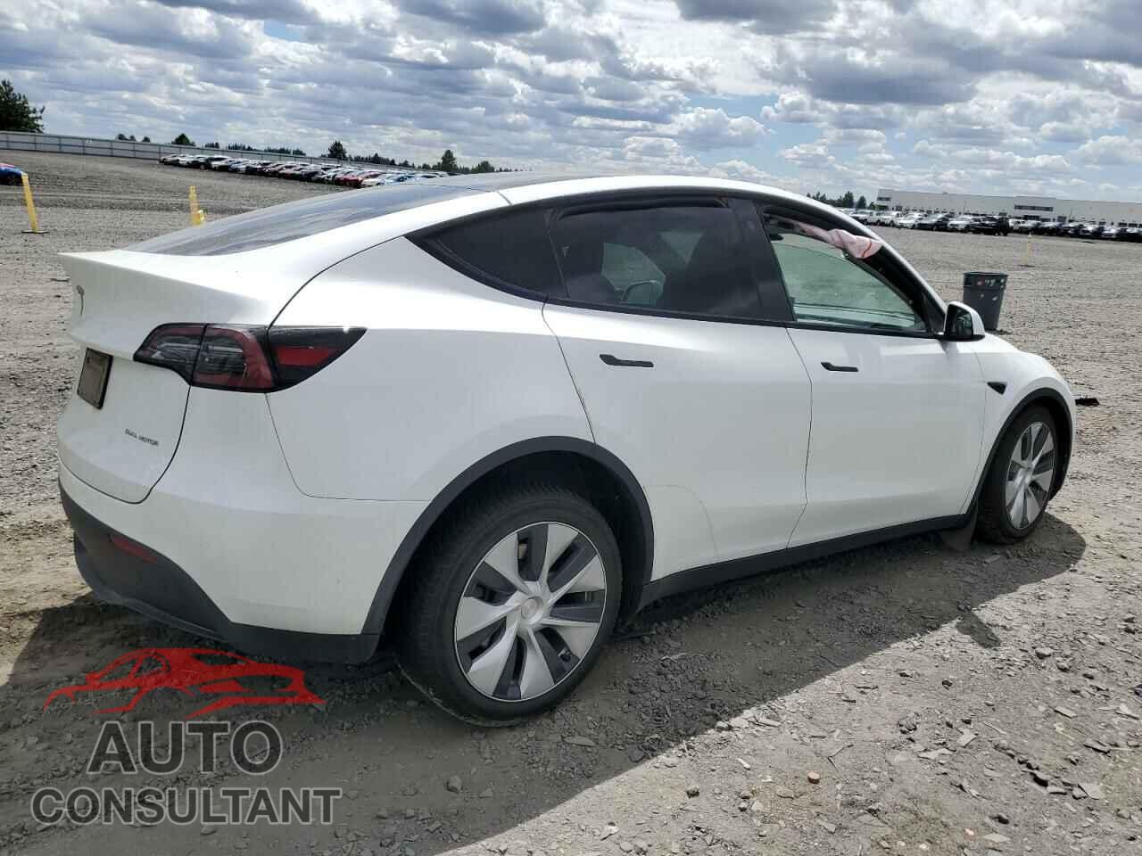 TESLA MODEL Y 2023 - 7SAYGDEEXPF745993