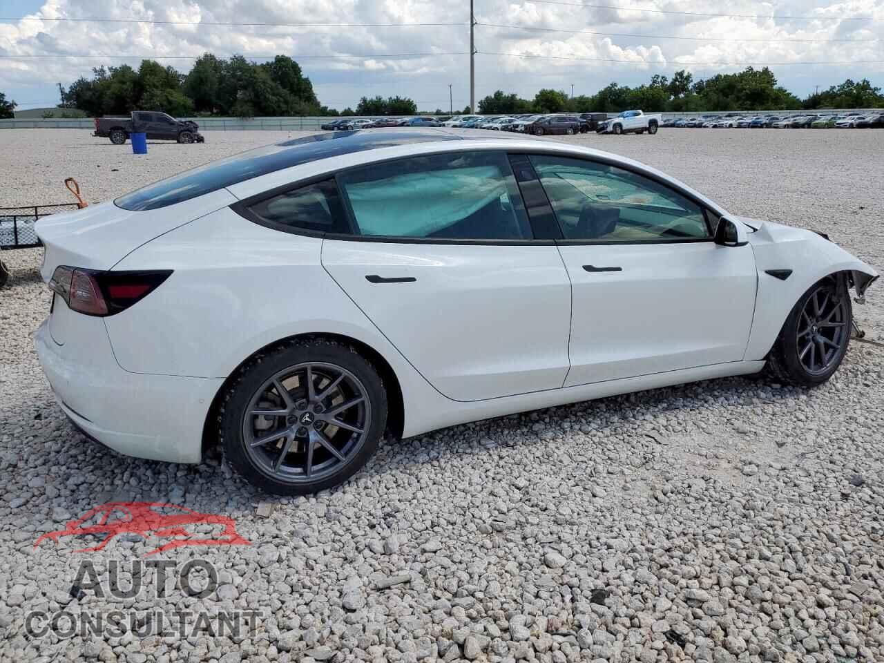 TESLA MODEL 3 2021 - 5YJ3E1EA0MF016356