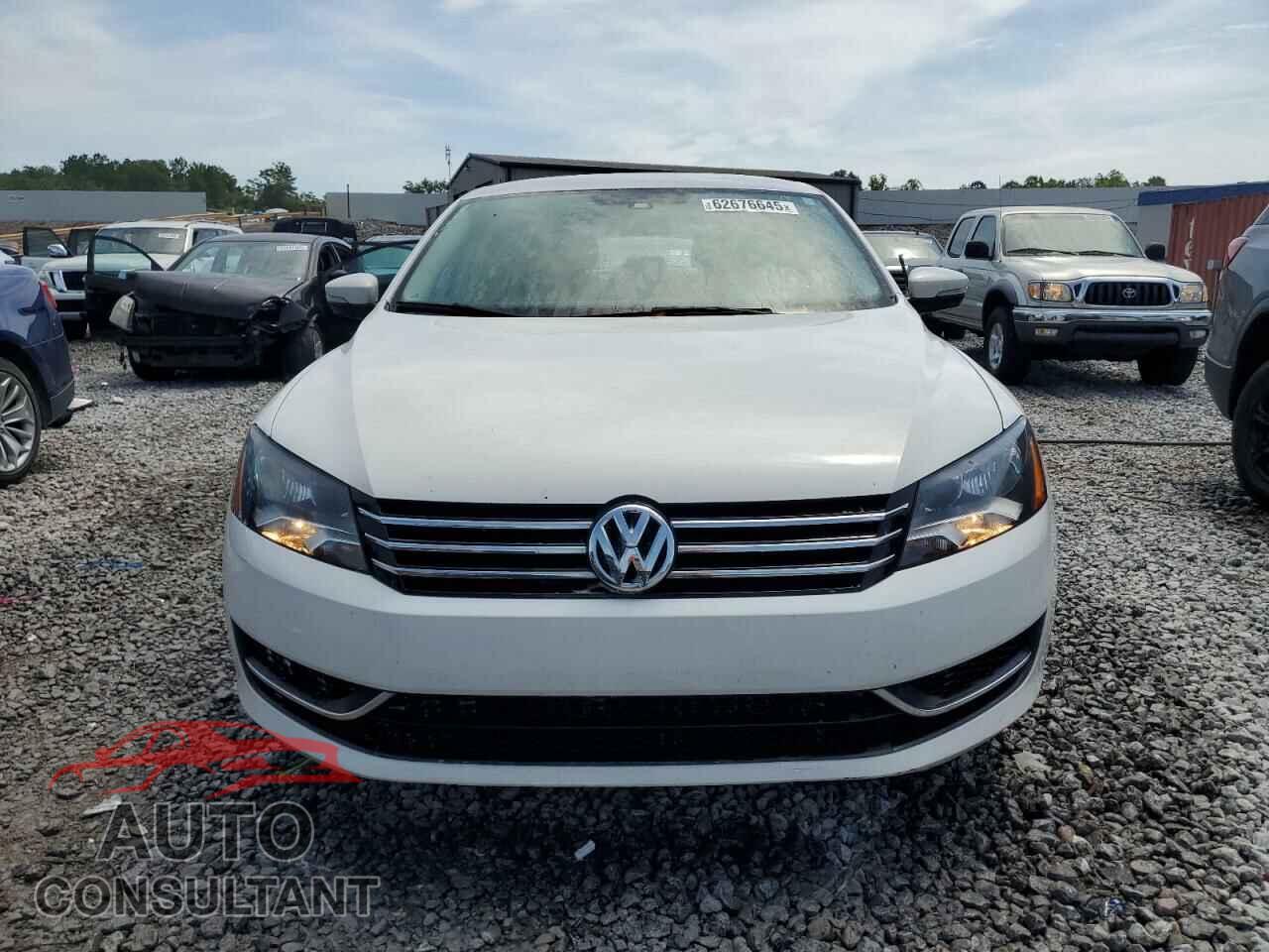 VOLKSWAGEN PASSAT 2014 - 1VWAT7A39EC081810