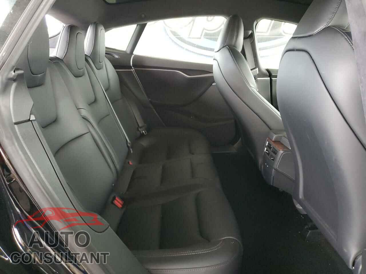 TESLA MODEL S 2020 - 5YJSA1E20LF416884