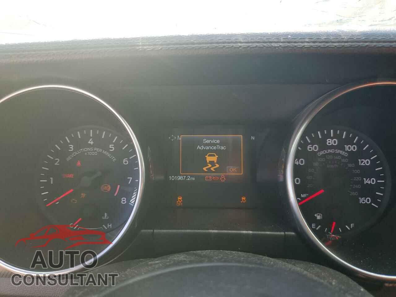 FORD MUSTANG 2018 - 1FA6P8CF5J5106944