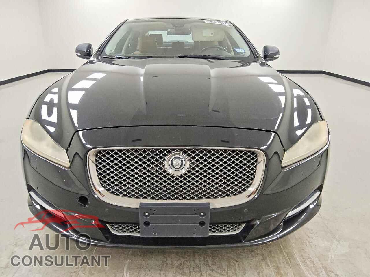 JAGUAR XJ 2014 - SAJWJ2GD2E8V66439