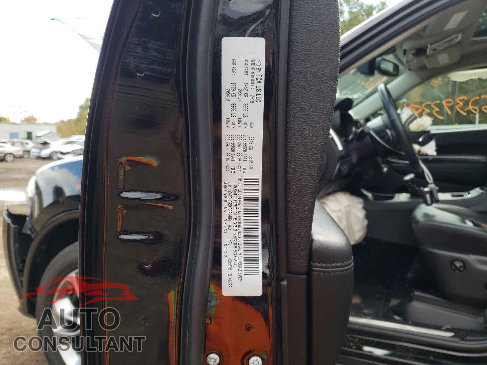 DODGE DURANGO 2019 - 1C4RDJDG9KC821480