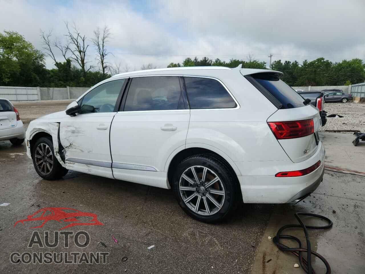 AUDI Q7 2017 - WA1LABF70HD016126