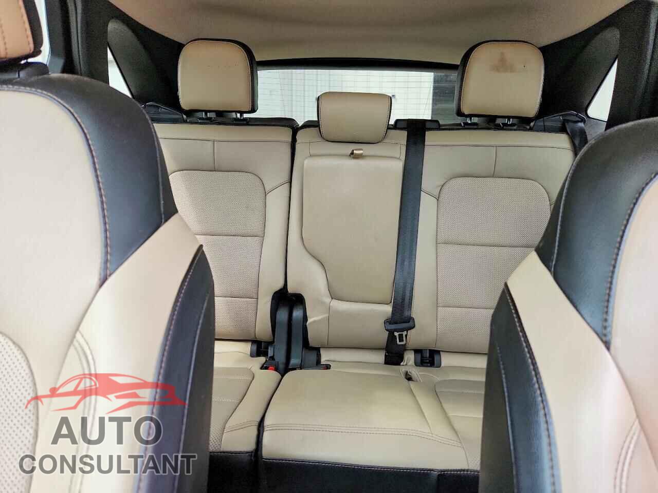 FORD ESCAPE 2020 - 1FMCU9J92LUA40544