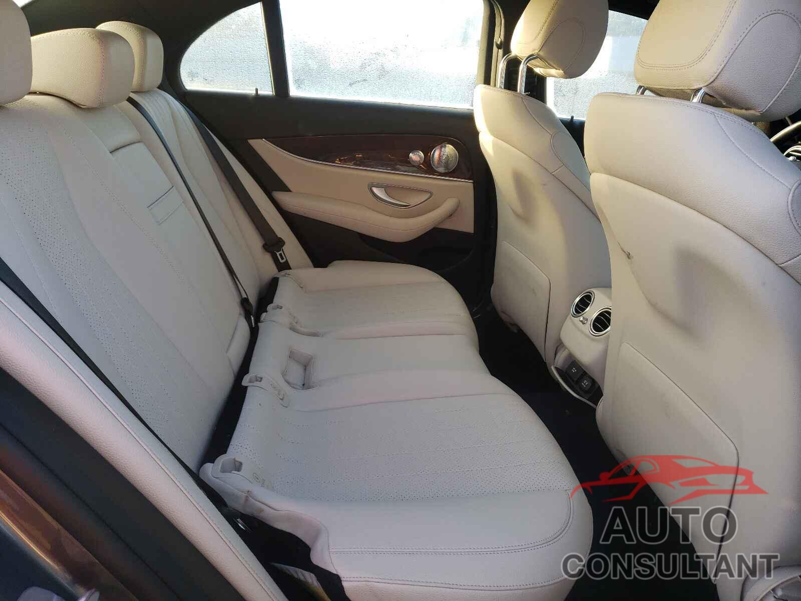 MERCEDES-BENZ E-CLASS 2017 - WDDZF4KB2HA174109