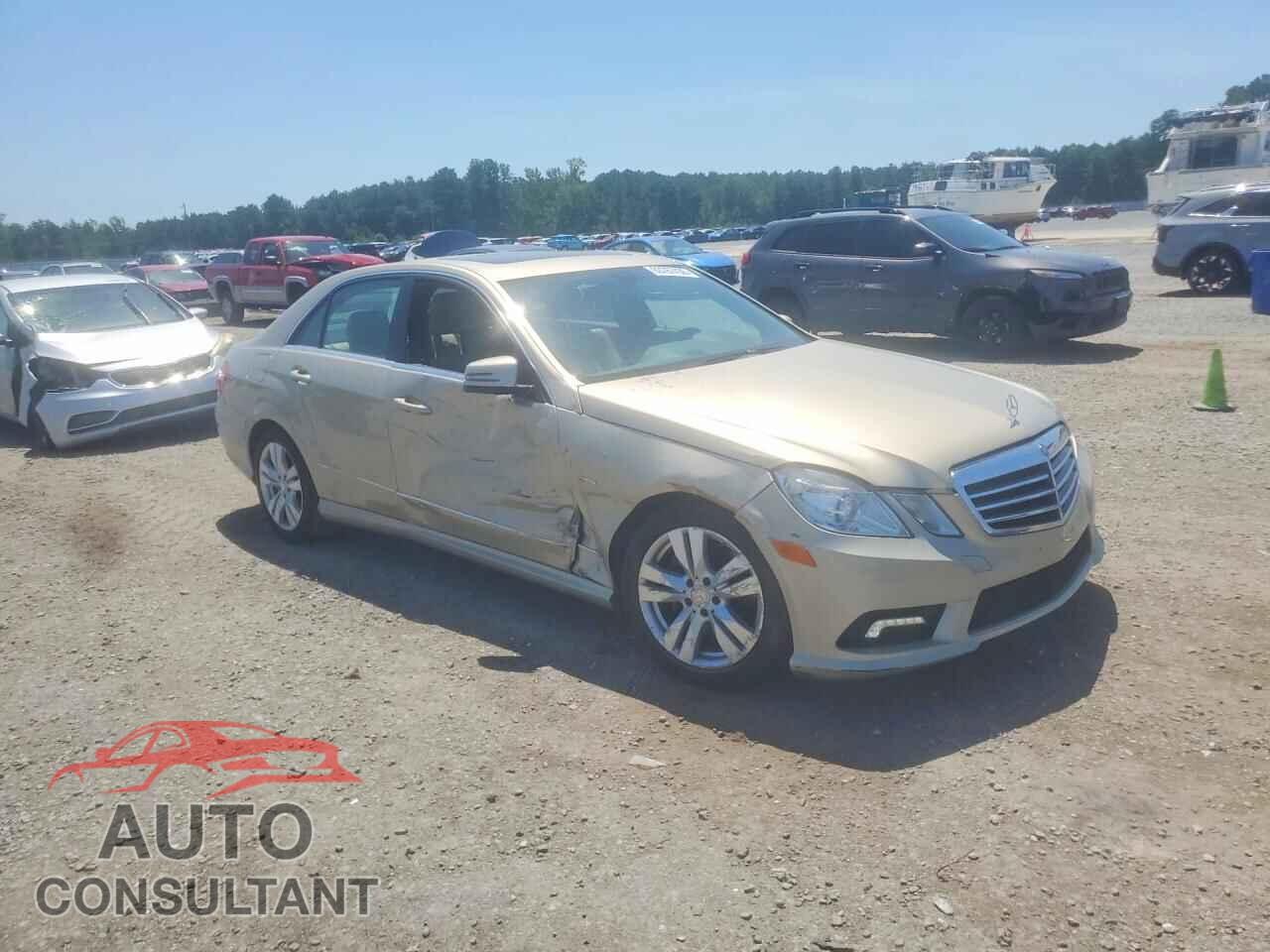 MERCEDES-BENZ E-CLASS 2011 - WDDHF2EB0BA509760