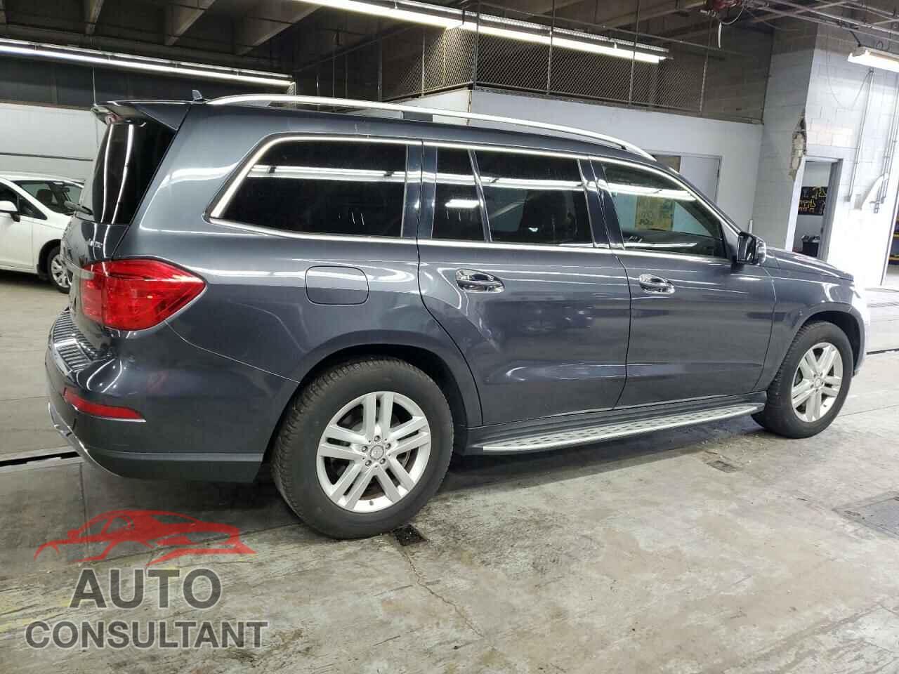 MERCEDES-BENZ GL-CLASS 2013 - 4JGDF7CE3DA193997
