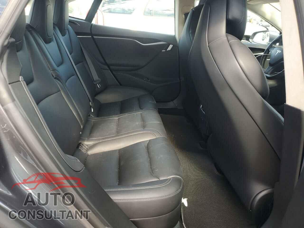 TESLA MODEL S 2018 - 5YJSA1E20JF291155