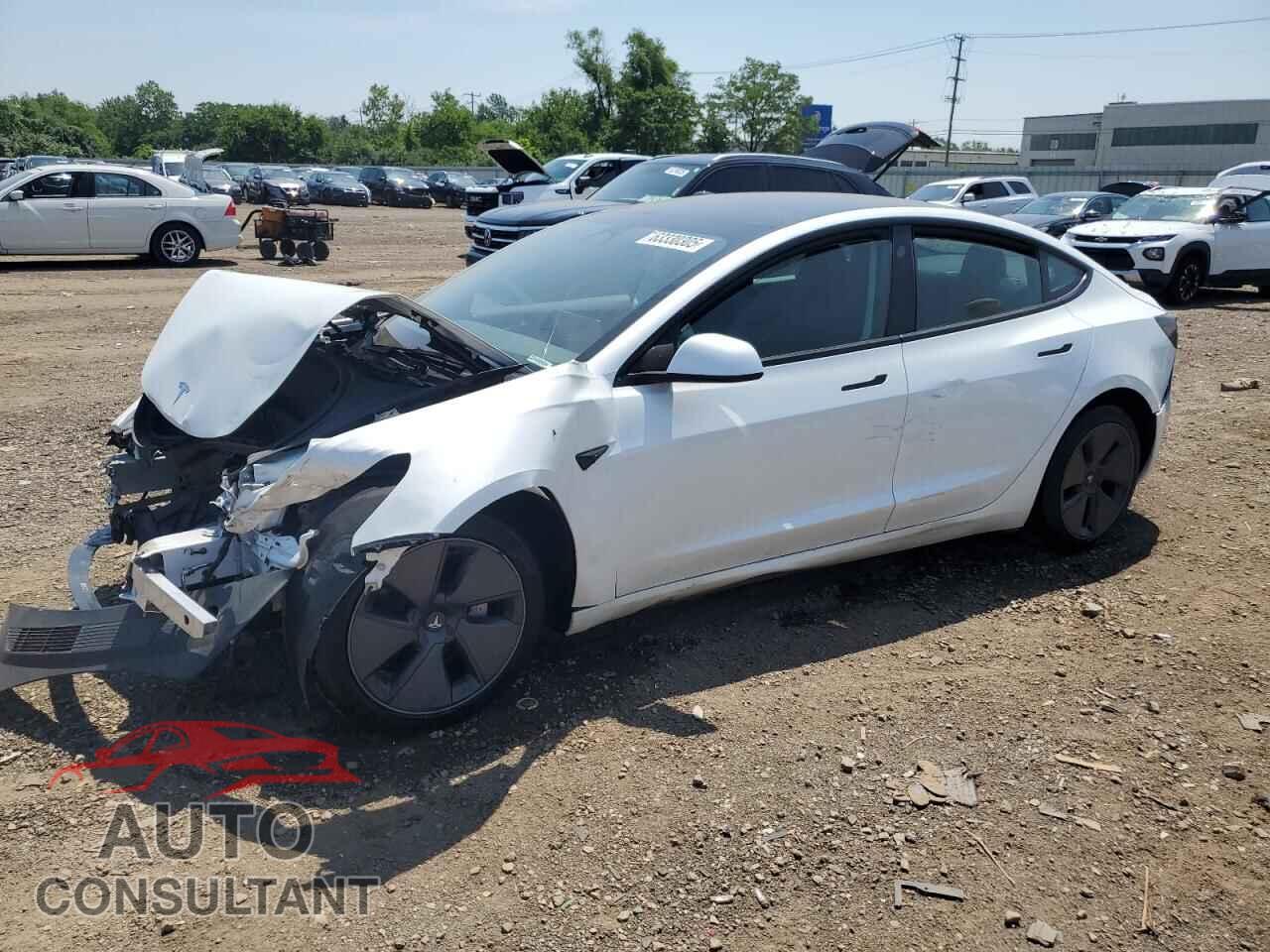 TESLA MODEL 3 2023 - 5YJ3E1EA8PF582009