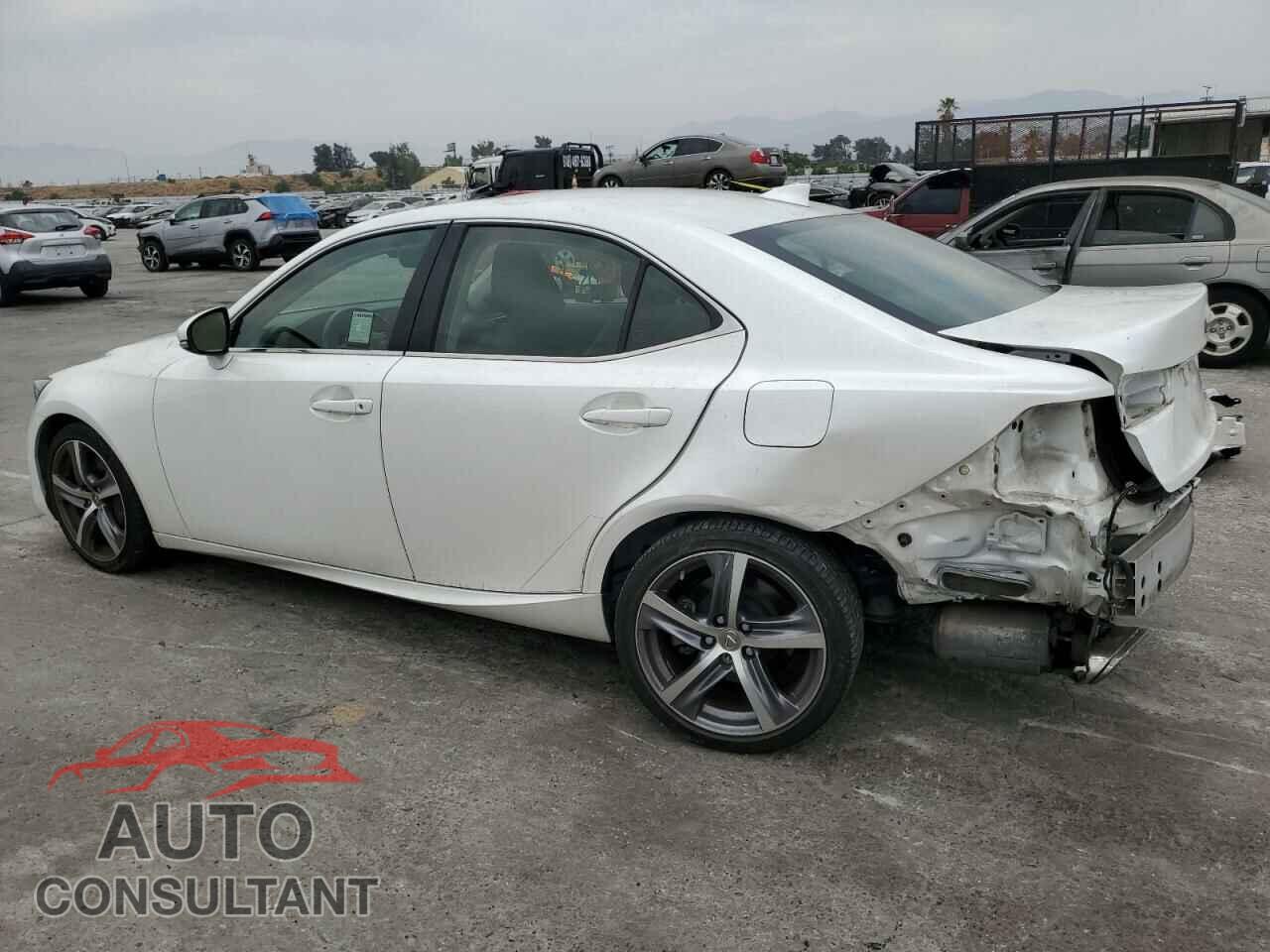 LEXUS IS 2017 - JTHBA1D22H5046062