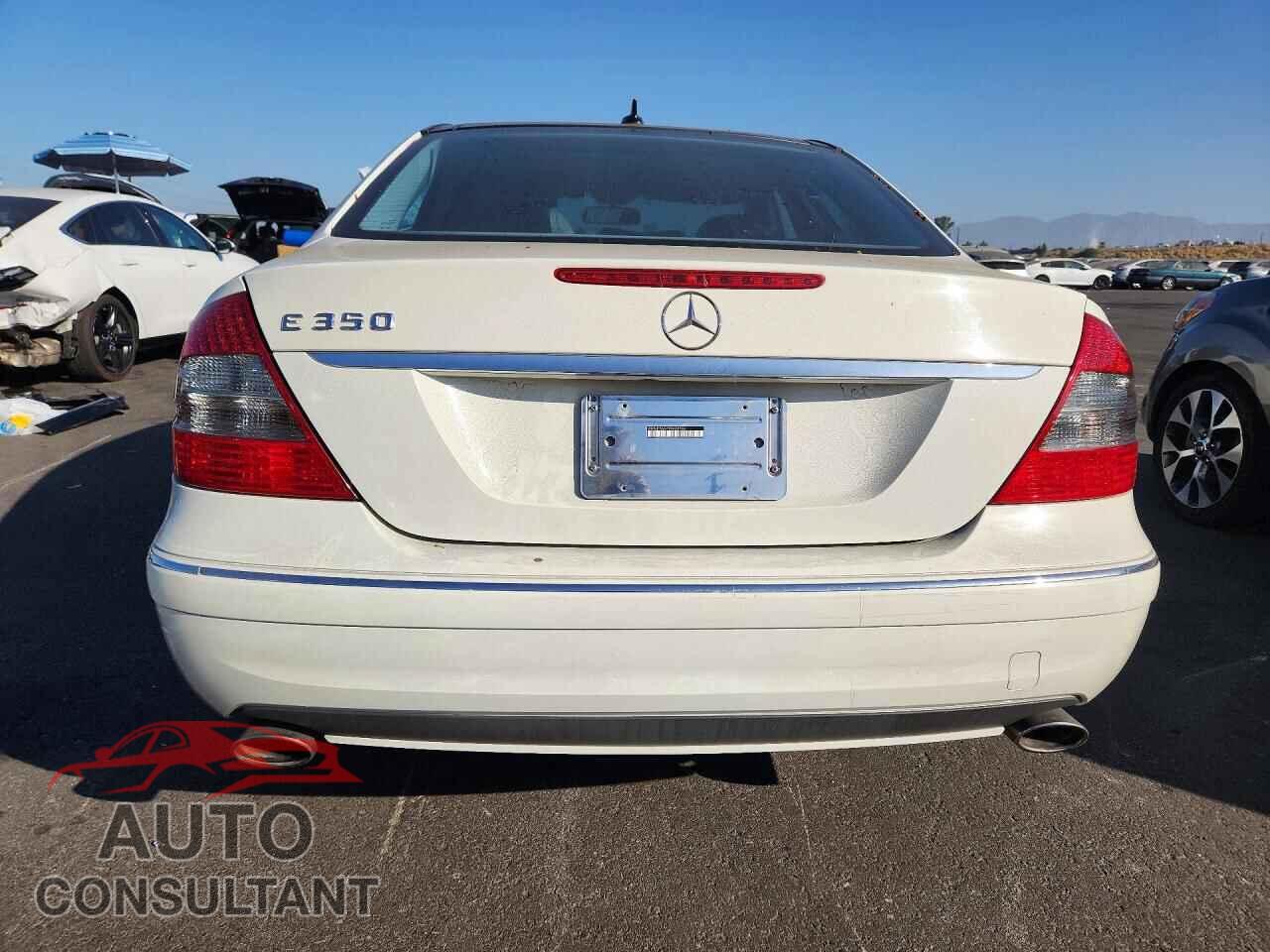 MERCEDES-BENZ E-CLASS 2009 - WDBUF56X79B428584