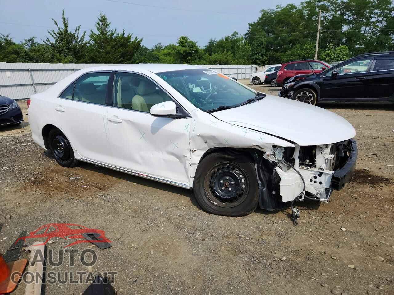 TOYOTA CAMRY 2014 - 4T4BF1FK5ER383473