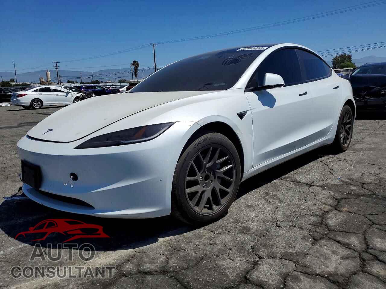 TESLA MODEL 3 2025 - 5YJ3E1EA0SF026057