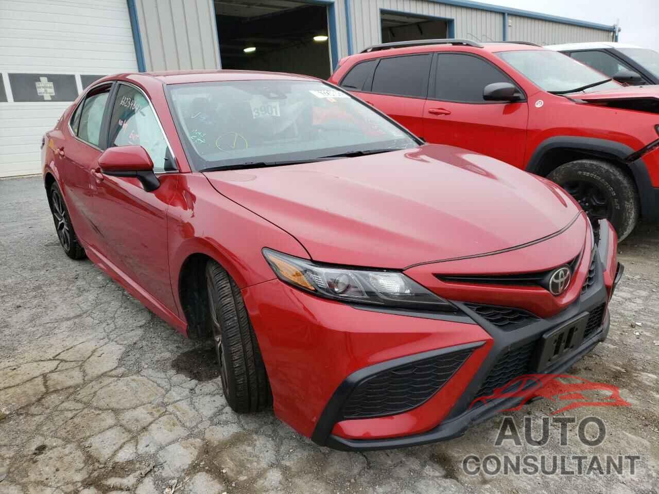 TOYOTA CAMRY 2021 - 4T1G11AK6MU410975