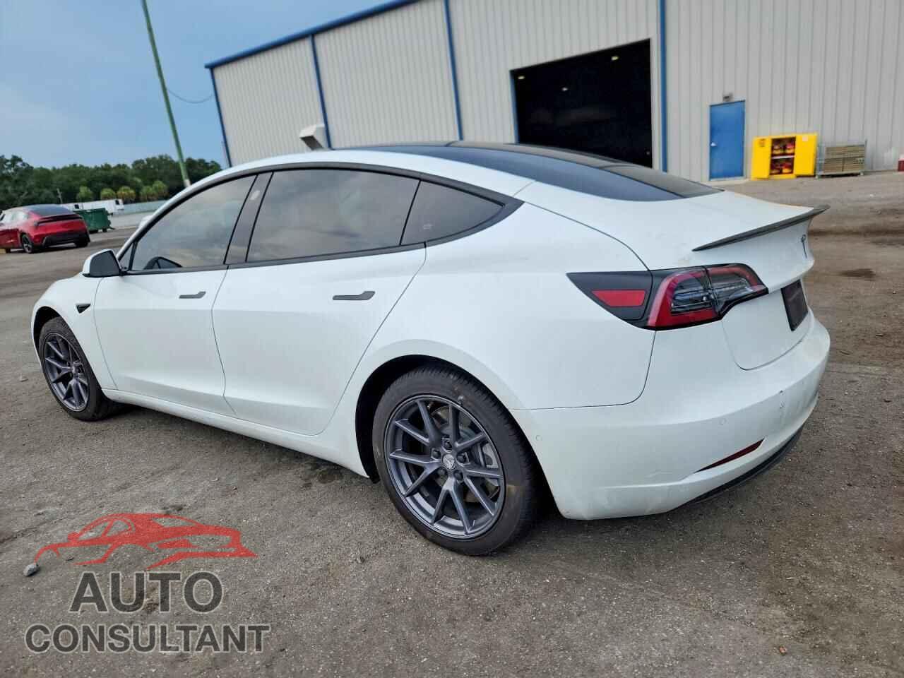 TESLA MODEL 3 2022 - 5YJ3E1EBXNF239580