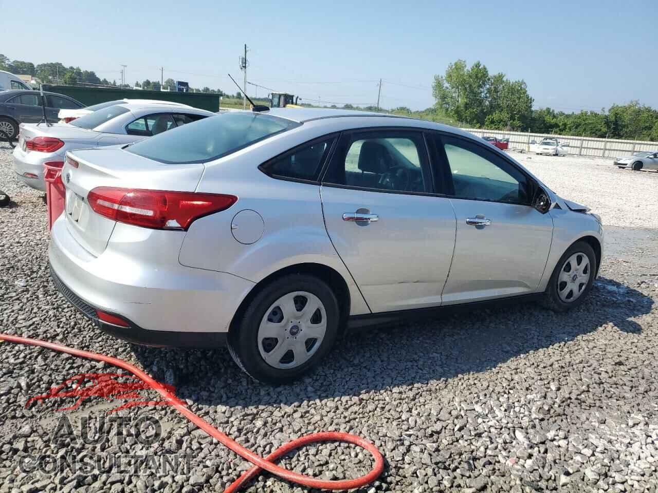 FORD FOCUS 2018 - 1FADP3E22JL214437
