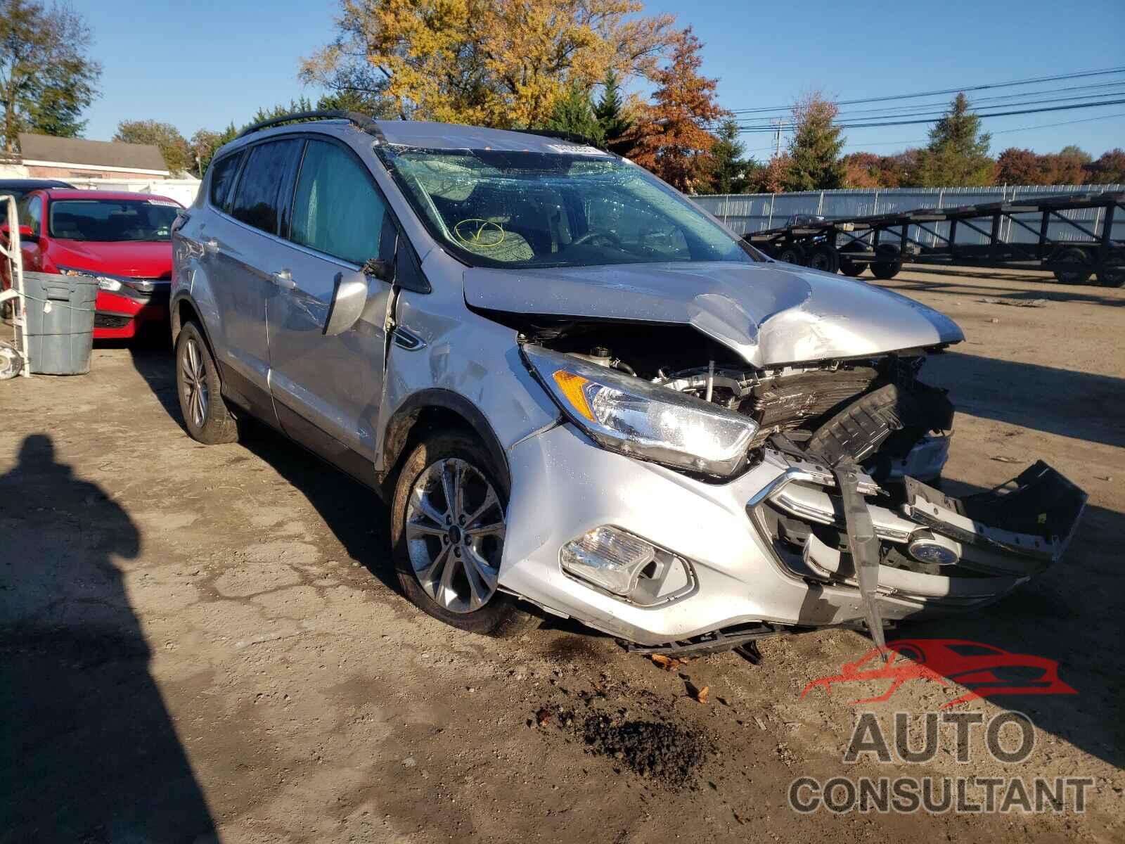 FORD ESCAPE 2018 - 1FMCU0GD8JUA93141