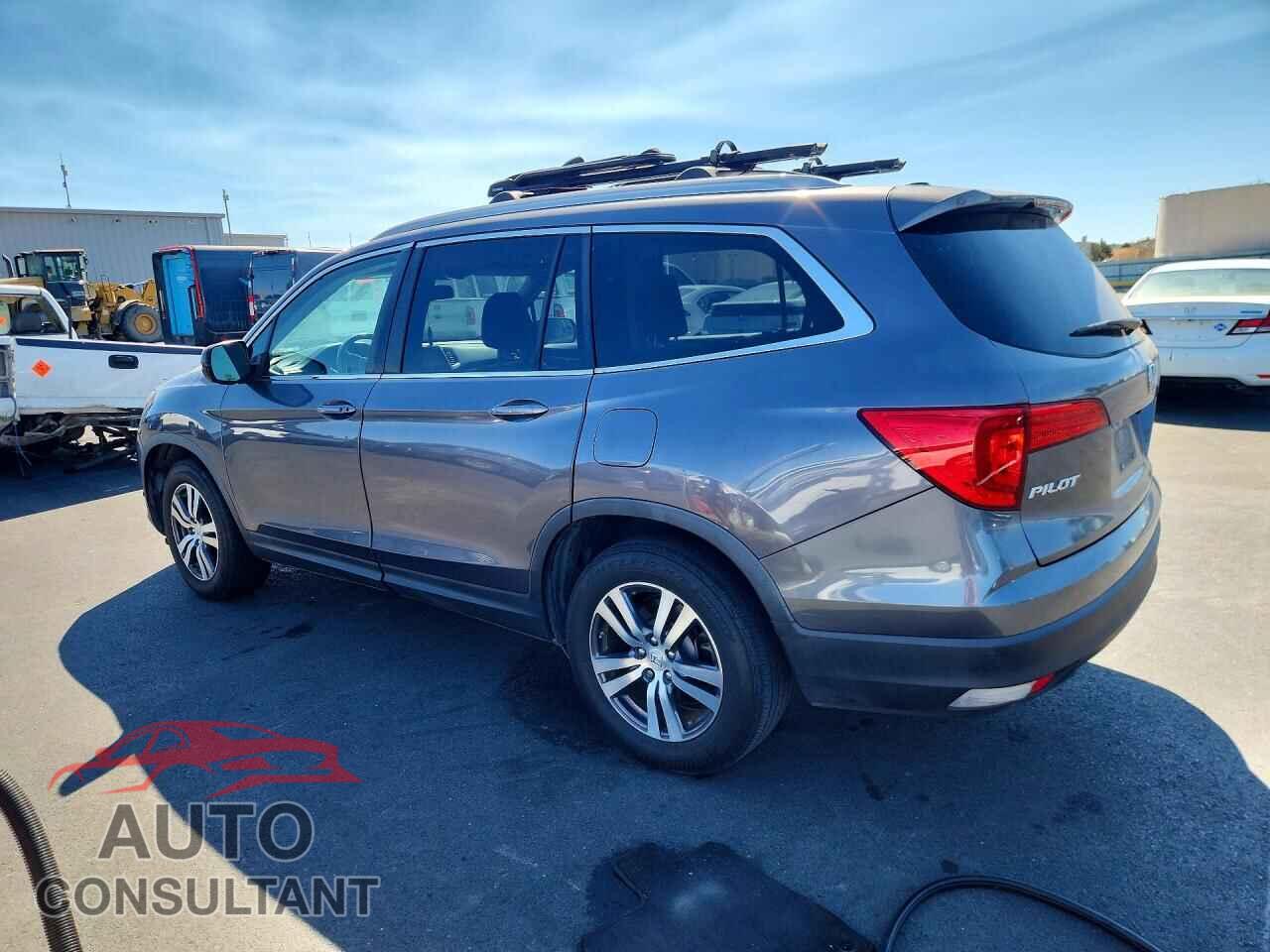 HONDA PILOT 2017 - 5FNYF5H57HB016305