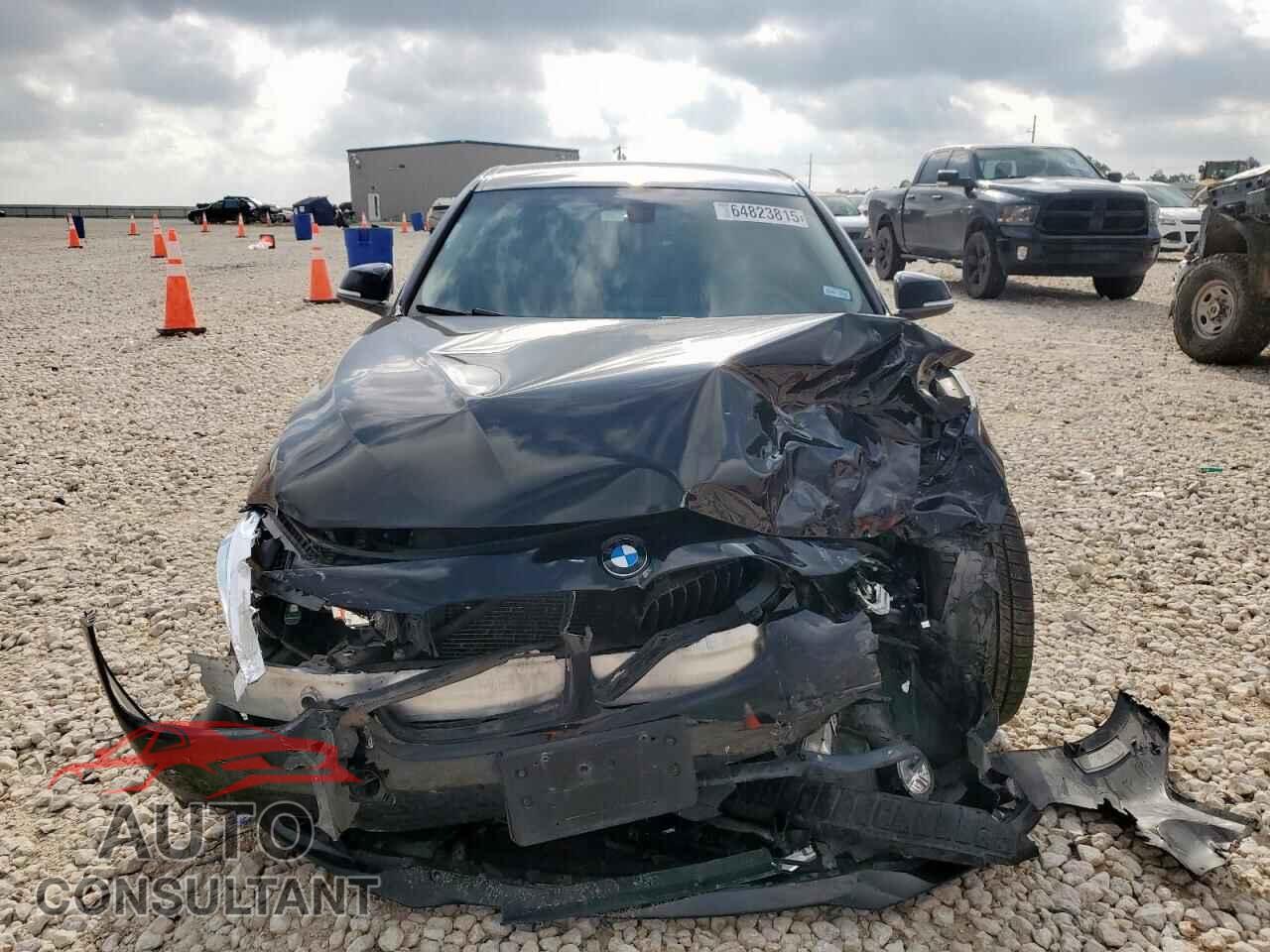 BMW 3 SERIES 2018 - WBA8A9C58JK622893