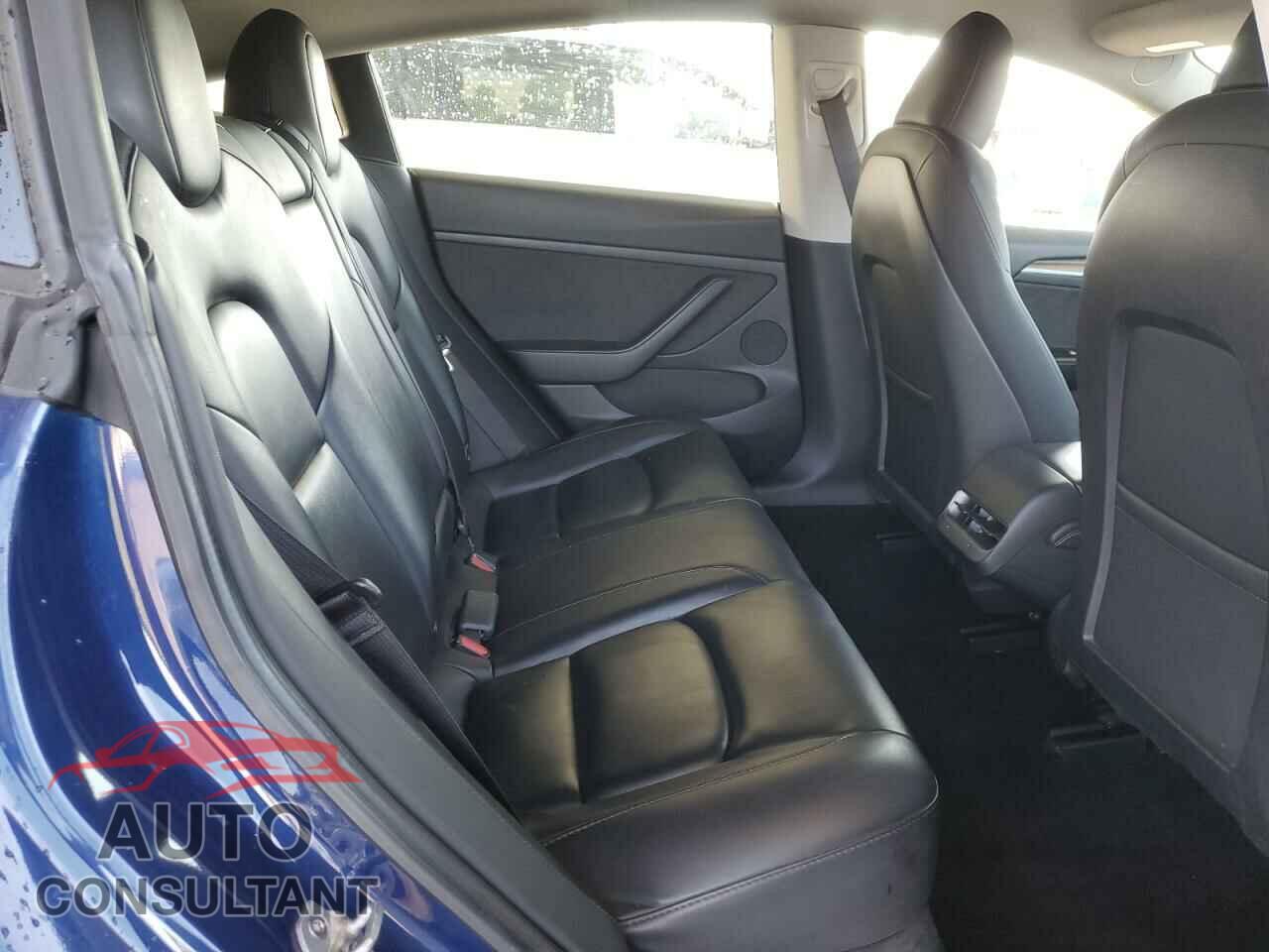 TESLA MODEL 3 2022 - 5YJ3E1EA6NF371937