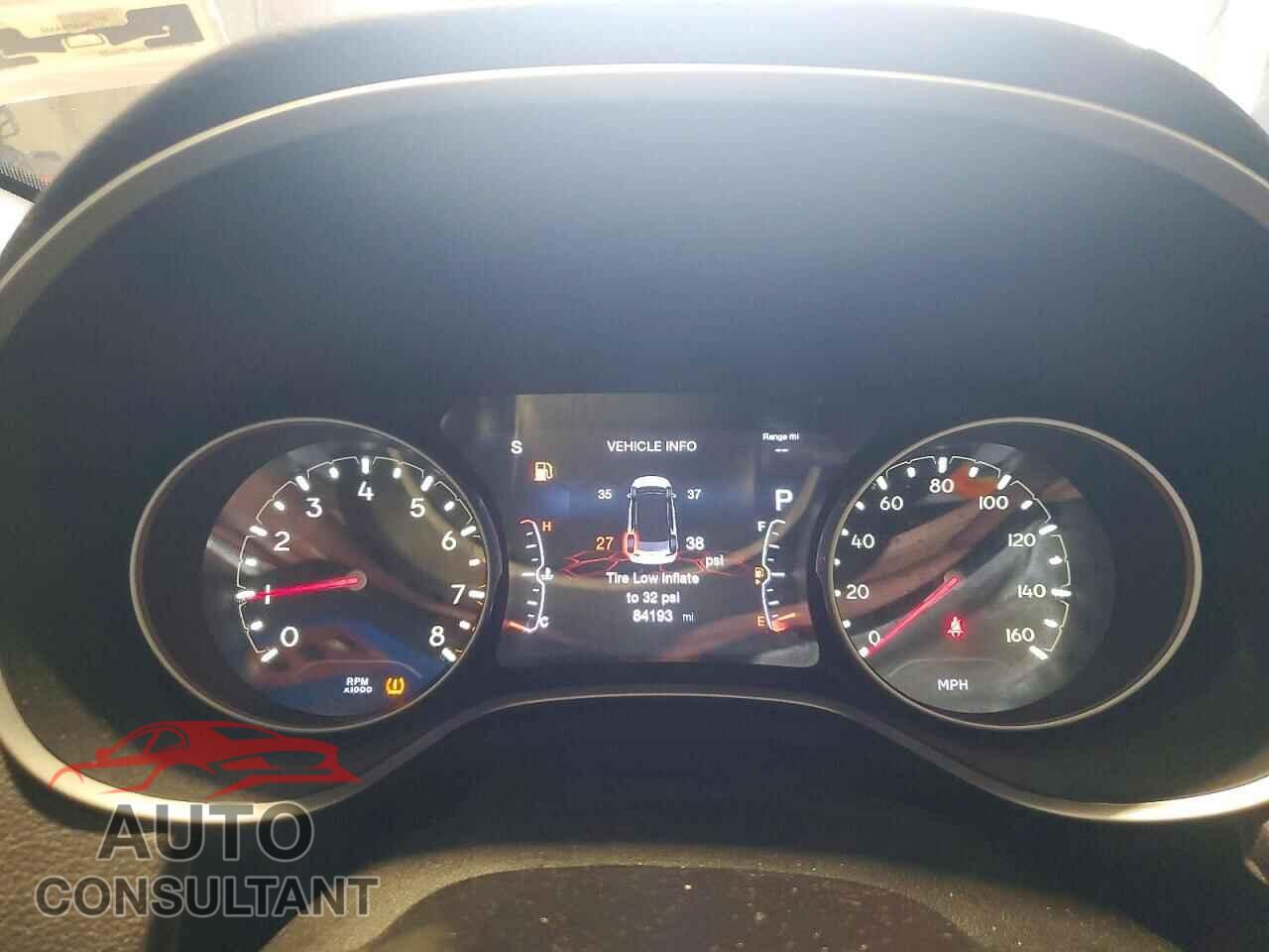 JEEP COMPASS 2018 - 3C4NJDBB3JT134949
