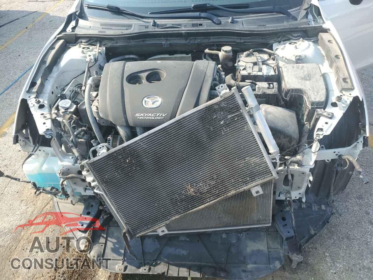 MAZDA 3 2017 - JM1BN1M36H1116751