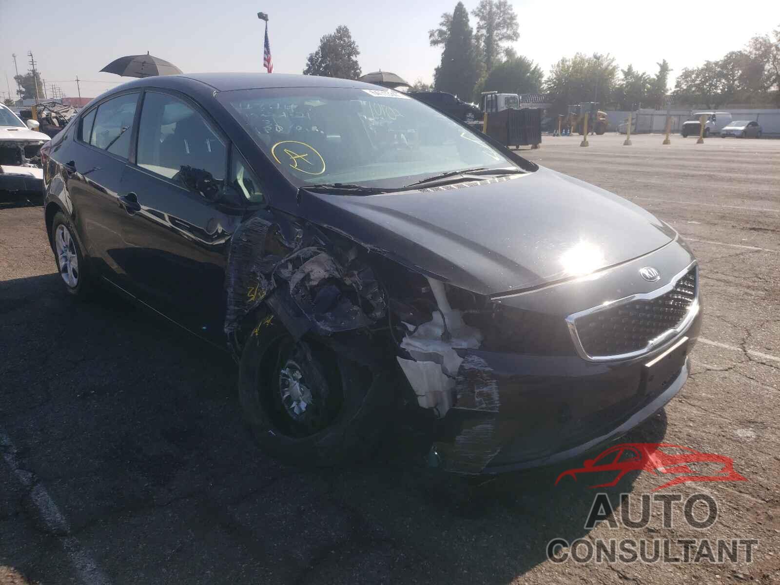 KIA FORTE 2018 - 3KPFK4A72JE243874
